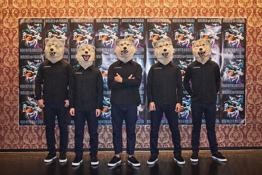 MAN WITH A MISSION 1