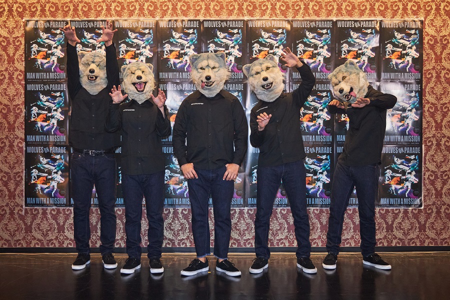 MAN WITH A MISSION (3)
