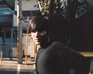 0626 %E3%80%8A%E9%95%B7%E6%A4%85%E5%B0%8F%E6%83%85%E6%AD%8C%E3%80%8B%E7%99%BC%E7%A8%BF%E7%85%A7 %E5%B0%8E%E6%BC%94%E5%A5%A5%E5%B1%B1%E7%94%B1%E4%B9%8B%E5%8D%B3%E5%B0%87%E4%BE%86%E5%8F%B0%E5%AE%A3%E5%82%B3