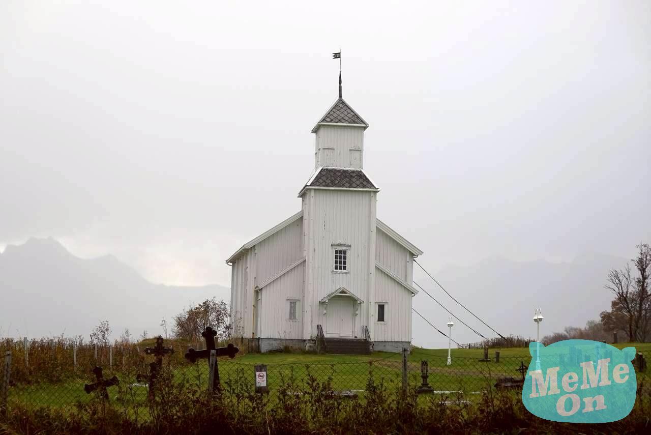 【羅弗敦群島自由行】探訪北方威尼斯 Henningsvær 以及鋼纜固定的純白教堂 1 Lofoten