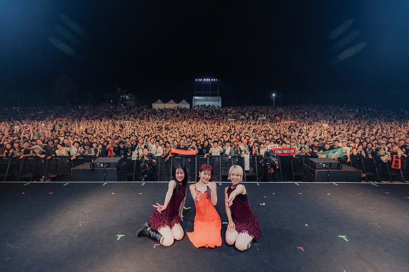 AiNA THE END %EF%BC%88%E3%82%A2%E3%82%A4%E3%83%8A%E3%83%BB%E3%82%B8%E3%83%BB%E3%82%A8%E3%83%B3%E3%83%89%EF%BC%89 1